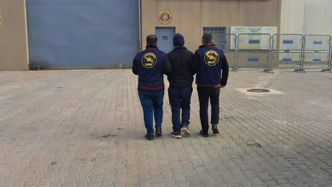 Kesinleşmiş Ceza ile Aranan 3 Kişi Yakalandı