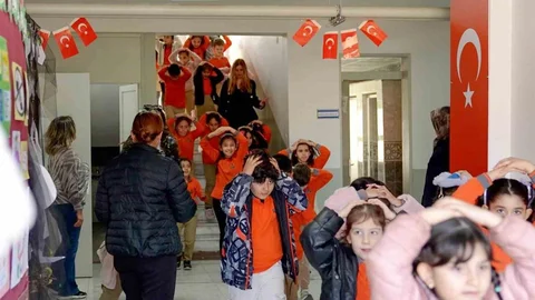 Aliağa'da Deprem Haftası Etkinliği