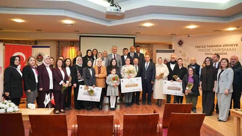 Düzce'de Tarımda Zirveye Ödülleri Verildi