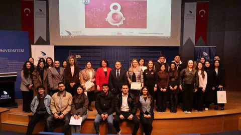 Düzce Üniversitesi’nde 8 Mart Paneli Düzenlendi