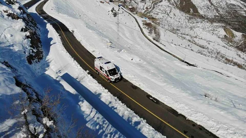 Siirt’te Kadın Ambulans Şoförü Zorlukları Aşıyor