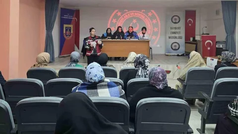 Birlikte Güçlü Bir Aileyiz Projesi Bayburt’ta Tanıtıldı