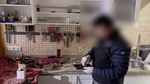 Sakarya'da DEAŞ'a Ait Silah İmalathanesi Bulundu