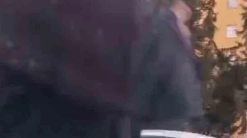 Adana’da trafikte yol verme kavgasında aracın önünü kesip saldırdılar