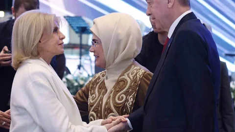 Cumhurbaşkanı Erdoğan'dan Kadına Şiddet Vurgusu