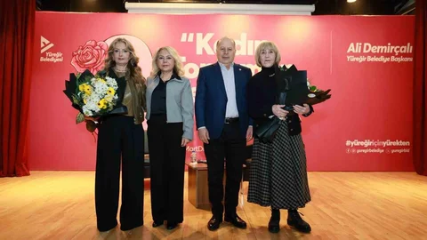 Adana'da Kadınlar Günü Etkinliği