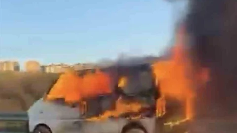 Bursa'da Ticari Araç Yangını