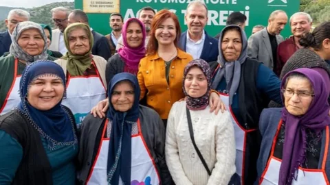 Mersinden Kadın Kooperatifi Başkanı Meral Seçer: "8 Mart Dünya Emekçi Kadınlar Günü ’müz Kutlu Olsun"