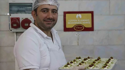 Kayseri'de Güllaçın Püf Noktaları Anlatıldı