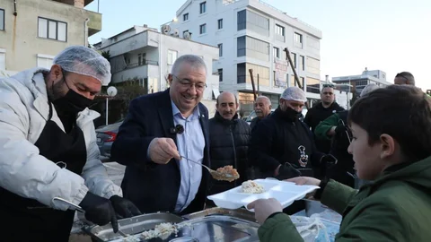 Edremit'te İftar Sofraları Kuruluyor