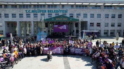 Nilüfer'de Kadınlar Eşitlik İçin Yürüdü