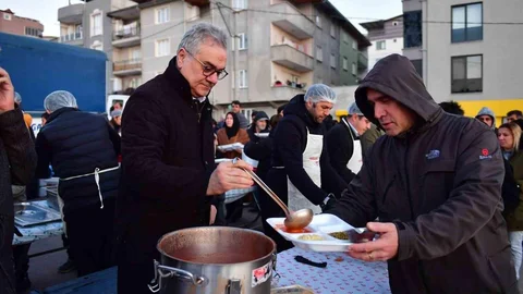Osmangazi'de İftar Sofraları Kuruldu