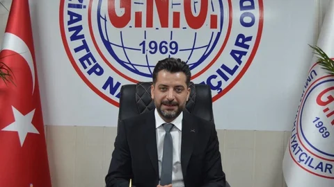 Ahmet Kaya'dan Kadınlar Günü Mesajı