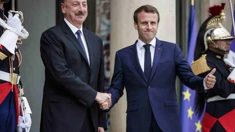 Fransa'dan Azerbaycan'a Teşekkür Telefonu