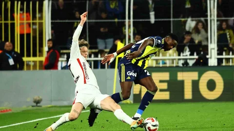 Fenerbahçe'nin Samsunspor'a Karşı İlk Yarı Sonucu