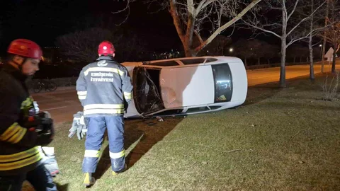 Eskişehir'de Takla Atan Araçta Yaralı Var