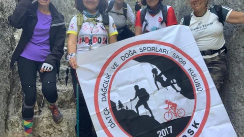 Datça'da Kadınlar Doğada Yürüdü