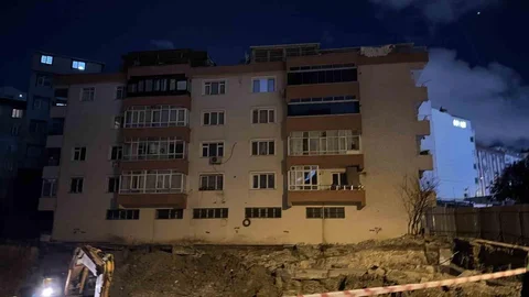 Bahçelievler'de 4 Katlı Bina Mühürlendi