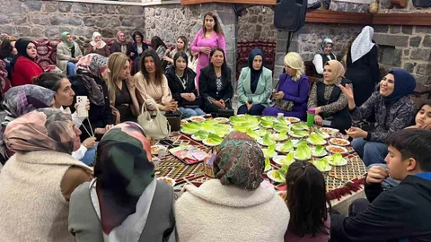 Siverek'te Kadınlar Günü Etkinliği Düzenlendi