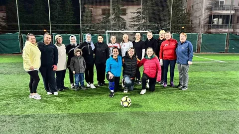 Kadınlar Futbol Maçıyla Kutlama Yapıldı