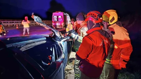 Balıkesir'de Otoyolda Feci Kaza
