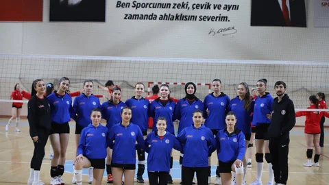 Erzurum'da Voleybol Şampiyonluğu
