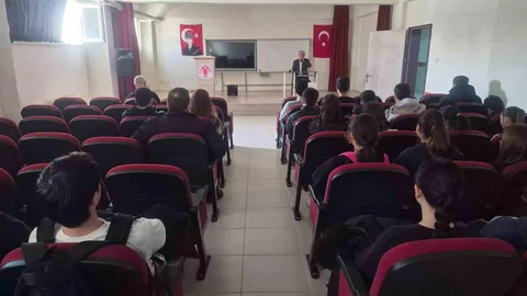 Çine'de Öğrencilere Konferans Verildi