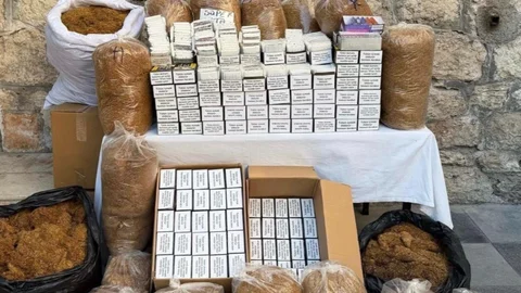 Mersin'de Kaçak Makaron Operasyonu Yapıldı