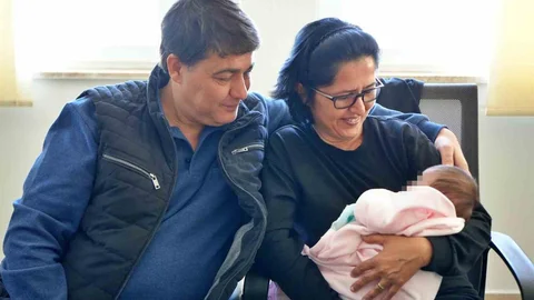 Antalya'da 10 Çocuk Yeni Ailelerine Kavuştu