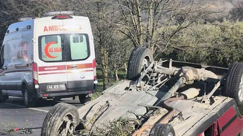 Takla Atan Araçta Sürücü Yaralandı