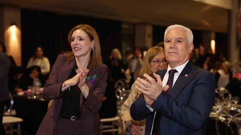 Bursa'da Kadınlar Günü Kutlandı