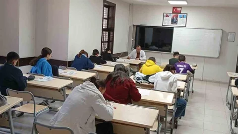 Malatya'da Öğrencilere Sınav Uygulaması