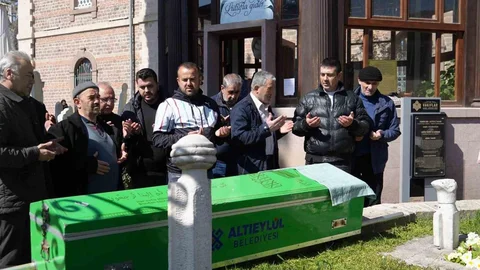 Balıkesir'de Türbedar Vefatı