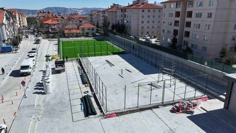 Isparta'ya 13 Yeni Semt Sahası Geliyor