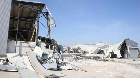 Nilüfer'de Kaçak Binalar Yıkıldı