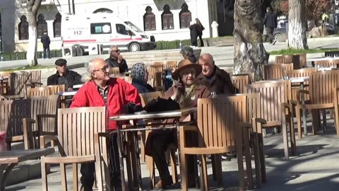 Gençler Kaçıyor, Emekliler Geliyor: Sinop’ta Çalışan Sayısı Azaldı