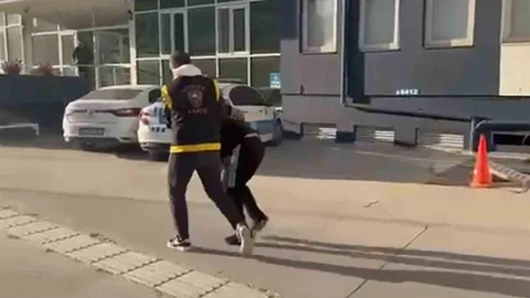 İskenderun'da Aranan Şahıs Yakalandı