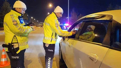 Karaman'da 130 Bin Makaron Ele Geçirildi