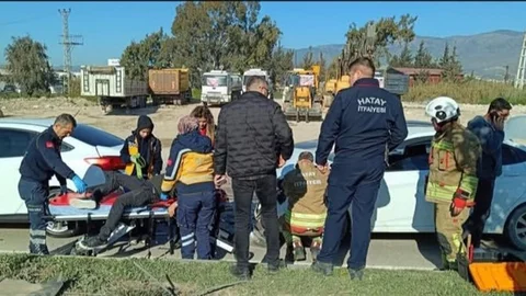 Antakya'da Trafik Kazası Sonucu 1 Yaralı