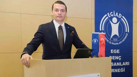 İzmir'de Kadın Perspektifi Semineri