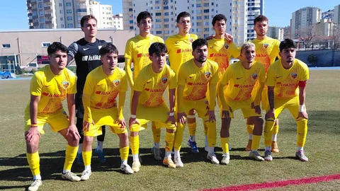 Kayseri'de U-19 Futbol Maçı Beraberlik İle Bitti