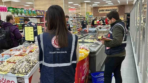 İzmir'de Fahiş Fiyat Denetimi