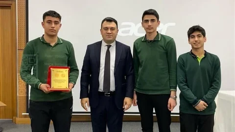 Patnos'ta Liseler Arası Bilgi Yarışması