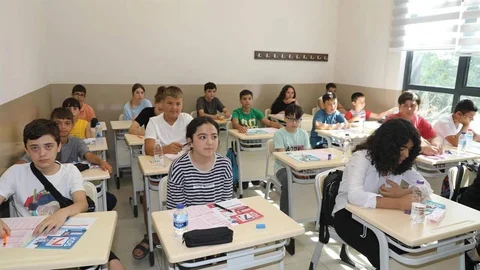 Şehzadeler'de Bahar Dönemi Dil Kursları Başlıyor