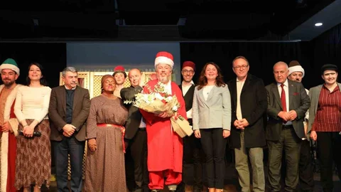 Manisa'da Orta Oyunu Gösterimi