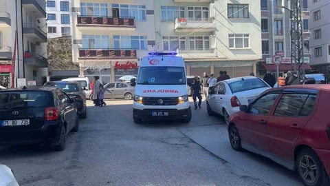 Otomobil ve Motosiklet Çarpışması: 1 Yaralı
