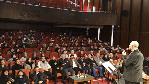 Müezzin Hadi Duran Sakarya'da Konser Verdi