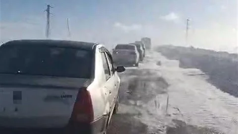 Kars'ta Tipi Nedeniyle Araçlar Mahsur Kaldı