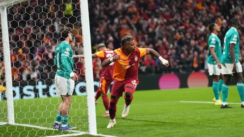 Galatasaray, Liverpool'u Yendi