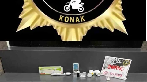 İzmir'de Uyuşturucu Operasyonu Gerçekleşti